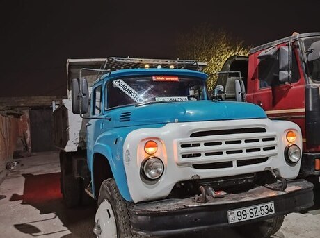 ZIL 130