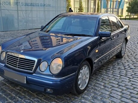 Mercedes E 280