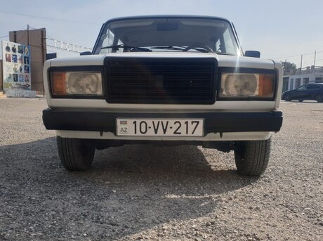 LADA (VAZ) 2107