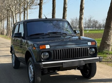 LADA (VAZ) Niva 2016