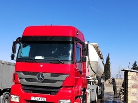 Mercedes Axor 1843 2013