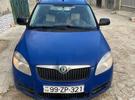 Skoda Praktik