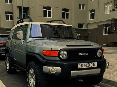 Toyota FJ Cruiser