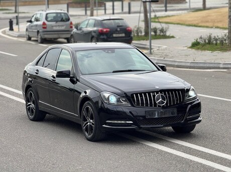 Mercedes C 250