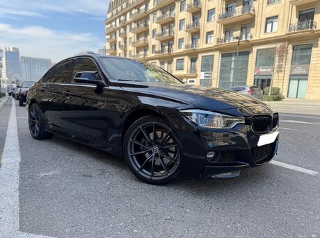 BMW 330e