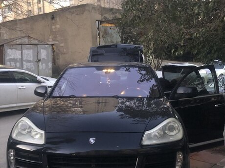 Porsche Cayenne