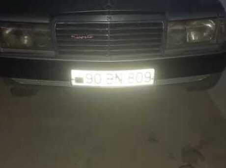 Mercedes 190