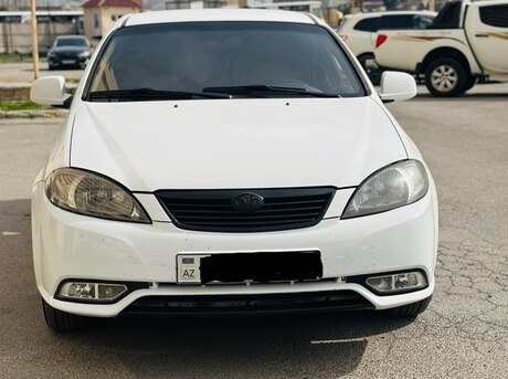Daewoo Gentra