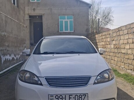 Daewoo Gentra