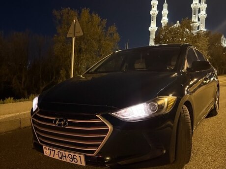 Hyundai Elantra