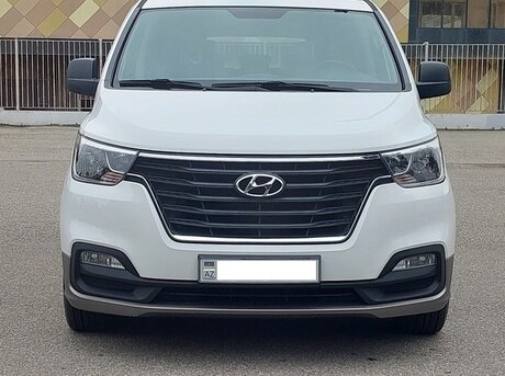 Hyundai H-1 2020