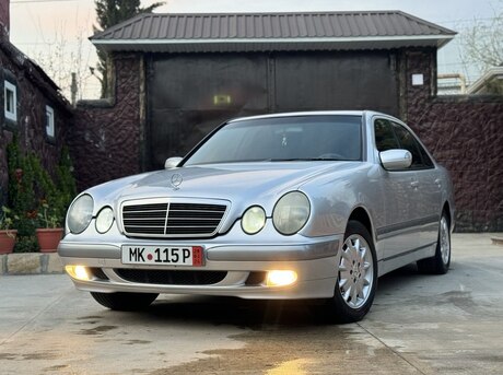 Mercedes E 220 d