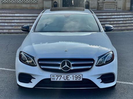 Mercedes E 300