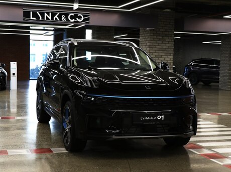 Lynk & Co 01
