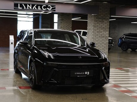 Lynk & Co 03