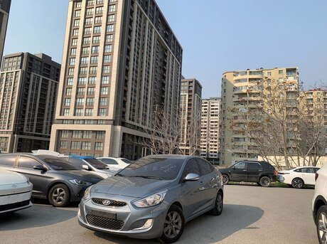 Hyundai Accent