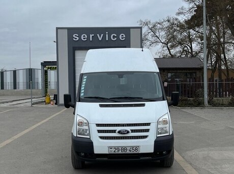 Ford Transit 2011