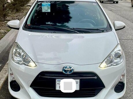 Toyota Aqua 2016
