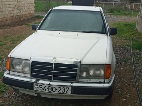 Mercedes E 200 d 1987