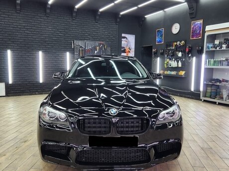 BMW 528