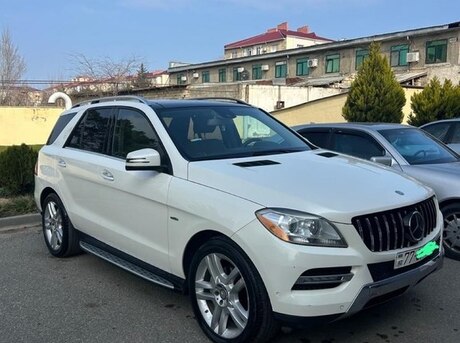Mercedes ML 350 4MATIC 2012