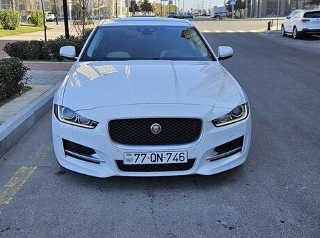 Jaguar XE 2015