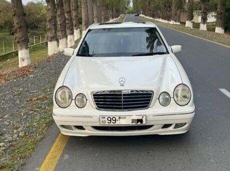 Mercedes E 240 2001
