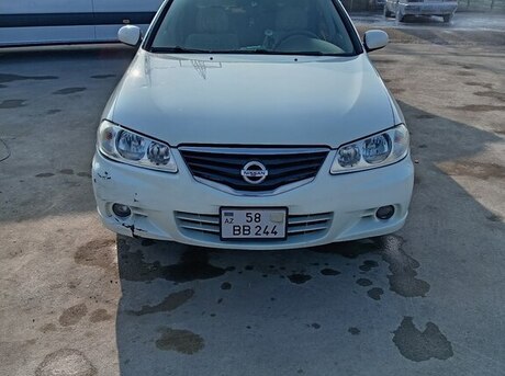 Nissan Sunny 2010