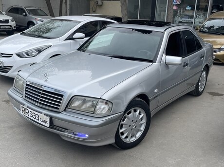 Mercedes C 180