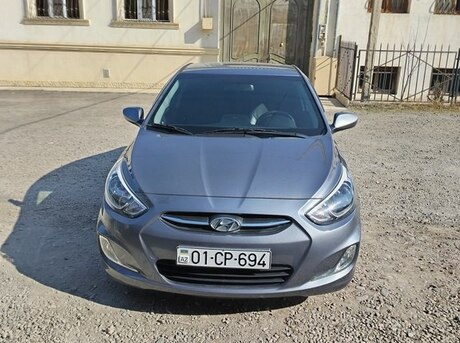 Hyundai Accent 2015