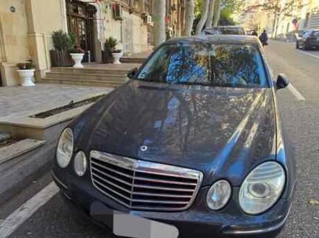Mercedes E 200 2009