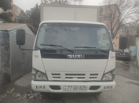 Isuzu NPR 66 L 2009