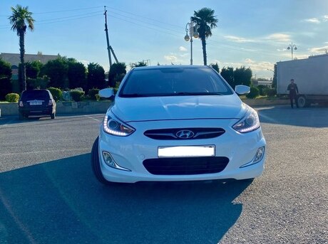 Hyundai Accent 2014