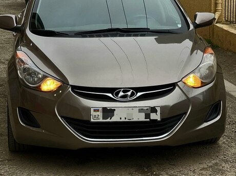 Hyundai Elantra 2013