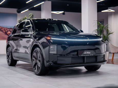 Li Auto L6