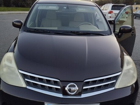 Nissan Tiida 2011