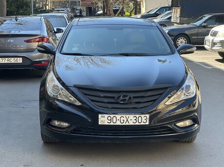 Hyundai Sonata 2010