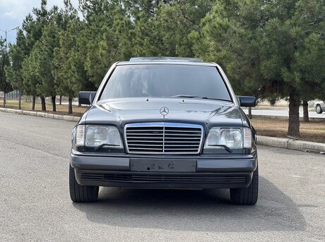 Mercedes E 220 1994