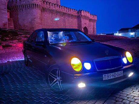 Mercedes E 280 1999