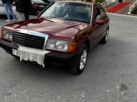 Mercedes 190 1990