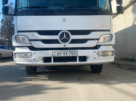 Mercedes Atego 818