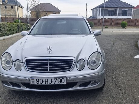 Mercedes E 240 2002