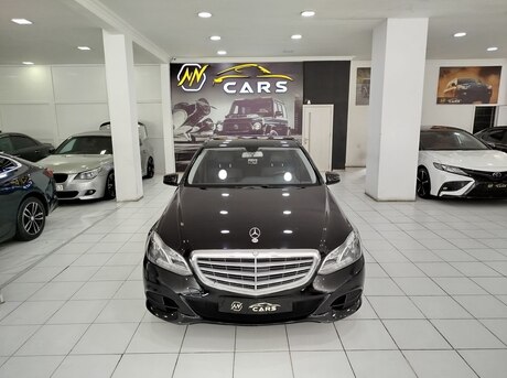 Mercedes E 200