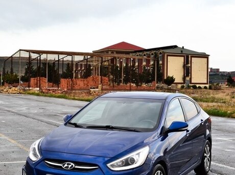 Hyundai Accent 2015