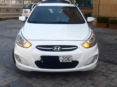 Hyundai Accent 2015