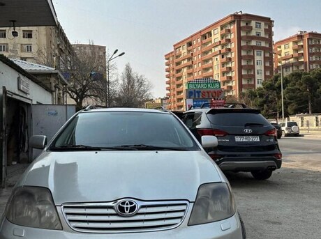 Toyota Corolla 2005
