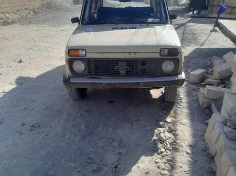 LADA (VAZ) Niva 1981