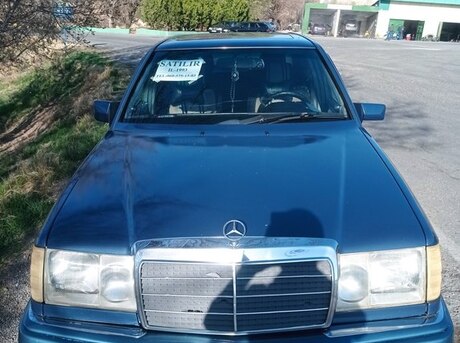 Mercedes E 300 d 1993