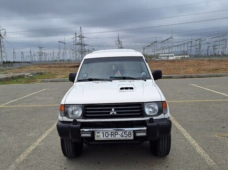 Mitsubishi Pajero 1992