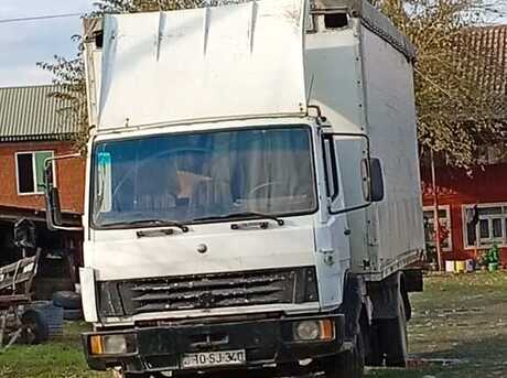 Mercedes 814 D 1992